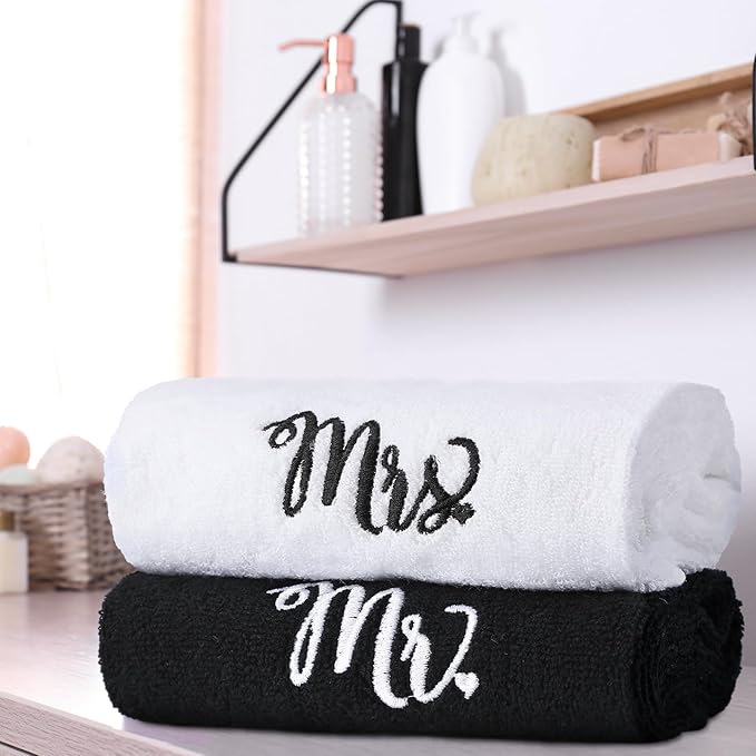 2 Pcs Mr. and Mrs. Hand Towels 100% Cotton Embroidered Bathroom Towel Wedding Mr. and Mrs. Gift for Valentine's Day Couple, Anniversary Bathroom Decor 29 x 13 Inch