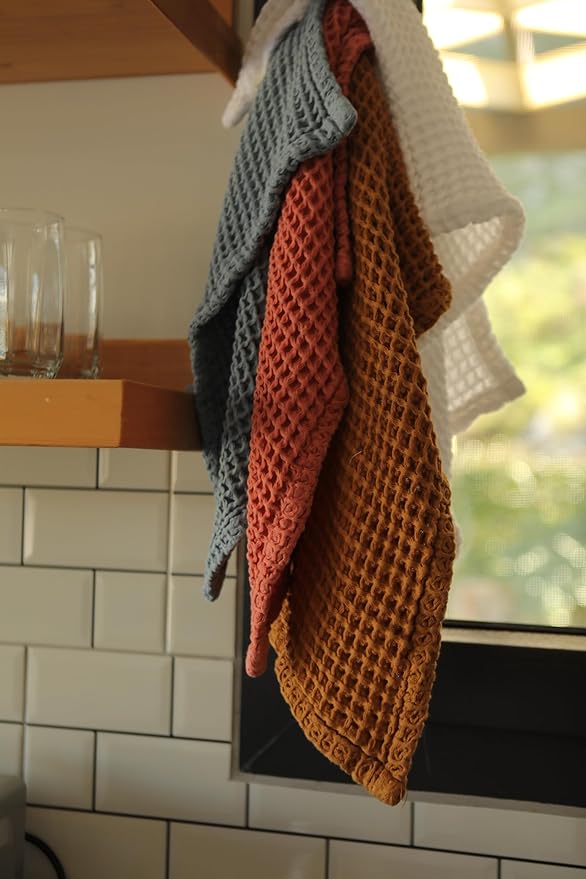 HB&Victory Luxury Muslin Waffle Towel Set for Bathroom – 4 Pieces Rust, Premium 100% Organic Turkish Cotton, 4 Size Pack, Quick-Dry Soft Absorbent Waffle Weave Towels for Home, Spa & Travel