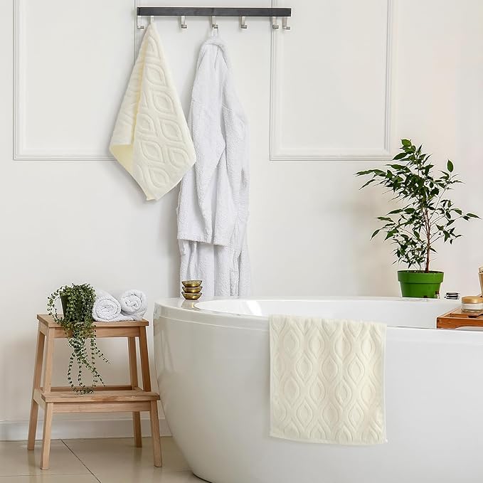 2 Pcs Quality Geometric Jacquard Hand Towels Set for Bathroom Cream White Hand Towels 100% Cotton Absorbent Decorative Weave Bath Decor Neutral Bathroom Decor Gift, 13.7 x 29.5 Inch