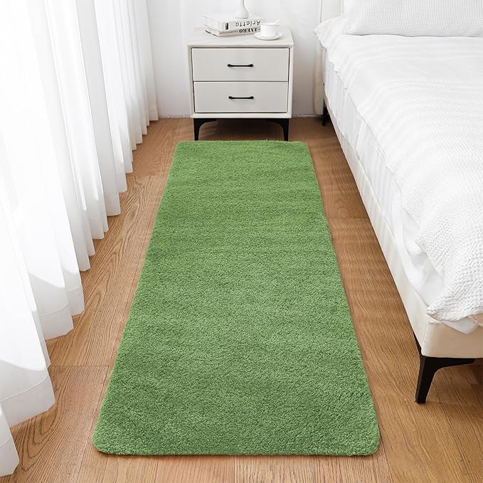 Hunter Green Bathroom Rugs Runner 24"x72" - Extra Long Plush Bath Mat, Non Slip Absorbent Microfiber Floor Rug, Washable and Fluffy - Ideal for Bathroom, Kitchen or Pet Mat Use
