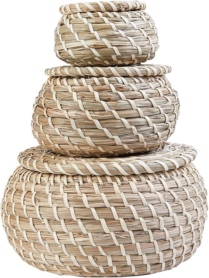 Small Wicker Basket with Lid, Round Woven Set of 3 Seagrass Baskets, Little Handmade Rattan Storage Basket Box for Shelf, Bathroom Decor