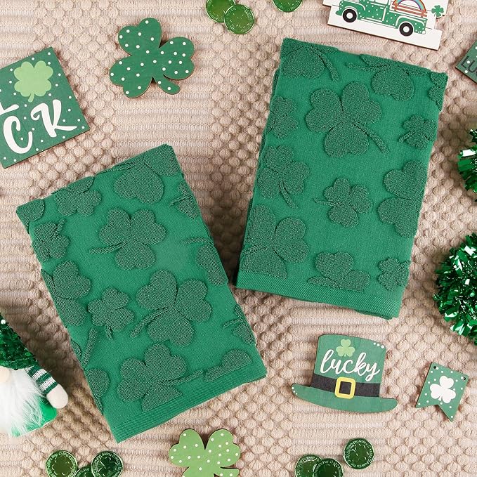 2 Pack St. Patrick's Day Hand Towels Kitchen Dish Towels Green Clover Shamrocks 100% Cotton Soft Absorbent Decorative Bathroom Towels Set for Drying, Cleaning, Cooking, 13.7'' x 29.5''