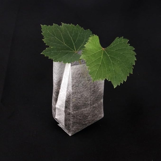 50pcs 20 * 20cm Non-Woven Nursery Bags Can Degradation Nursery Container Bags Transplanted Grafted Nursery Bags - (Color: White)