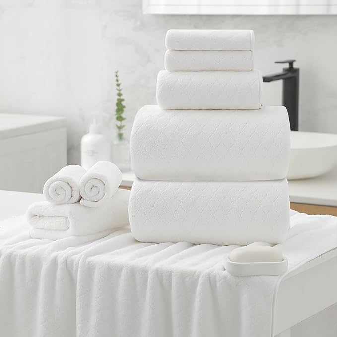Hailea Luxury Bath Towels Set - 12 Piece (4 Large Bath Towels,4 Hand Towels,4 Washcloths), 100% Microfiber,Extra Absorbent Super Soft & Quick Dry,Complete Family Pack for Bathroom Gym Pool,White