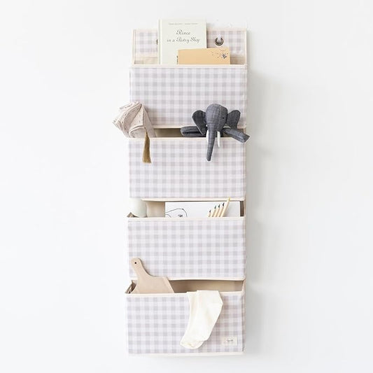 3 Sprouts Over the Door Organizer -Hanging Baby Organizers & Storage with 4 Large Pockets & 2 Hooks for Baby Clothes, Toy, Stuffed Animal -Newborn Essential for Nursery & Toddler Rooms - Gingham Beige