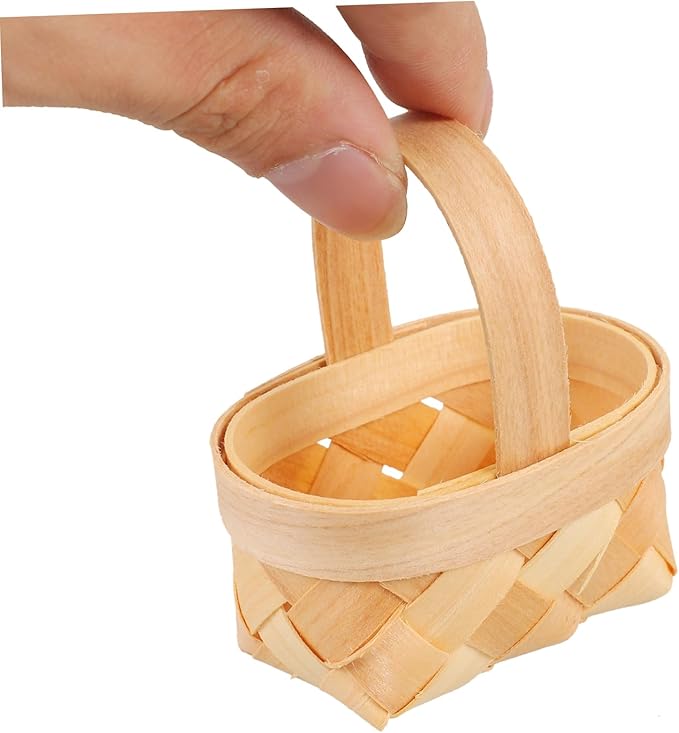 Happyyami 20pcs Mini Woven Candy Baskets for Boys and Girls Natural Treat Holders for Party Favors Easter Birthdays and Home Storage Adorable Packaging