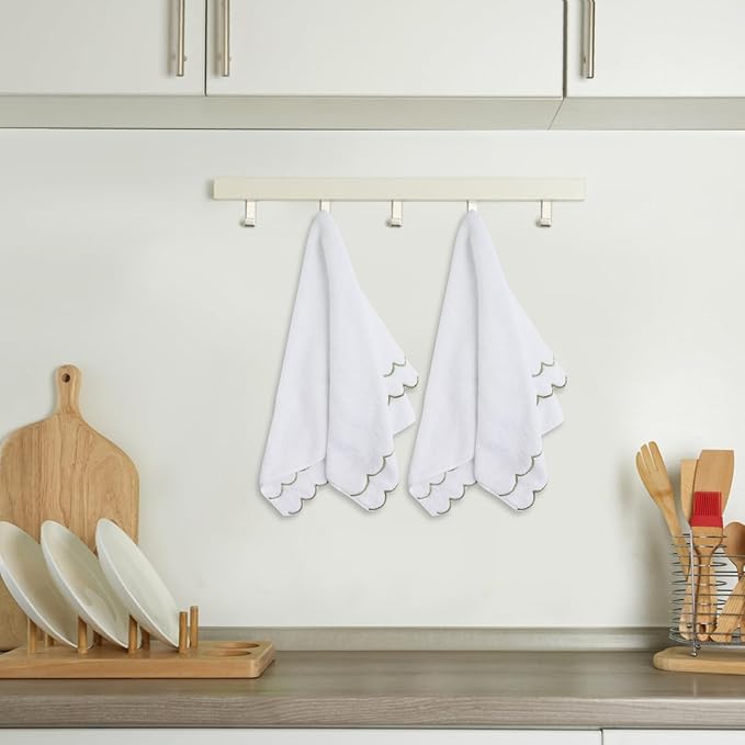 100% Cotton Hand Towels for Bathroom 2 Pcs Scalloped Hand Towels 16 * 27 Inch Embroidered Decorative 600 GSM Soft Absorbent Bath Towel for Spa Yoga Hotel Sport (Sage Green)