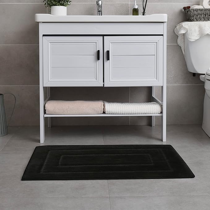 GRANNY SAYS Black Bathroom Rug, Non Slip Bath Mats for Bath, Super Soft and Water Absorbent, Microfiber Bath Rugs, Machine Wash Dry, Bathroom Rugs for Floor, Tub and Shower, 20 x32