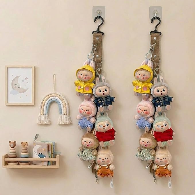 Plush Doll Hanging Storage Rope Display Rack with 8 Clips – Wall Hanging Organizer for Keychain Plushies, Mini Toys– Holds up to 3kg (Brown)