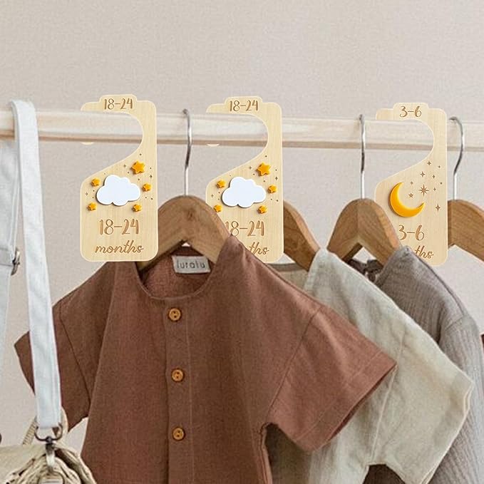 Baby Closet Dividers,Baby Clothes Dividers for Closet,Nursery Decor Storage Hangers Organizer,Sided Organizer for Newborn to 24 Months Clothes Wooden Nursery Decor Hanger Organize Room(Star Moon)