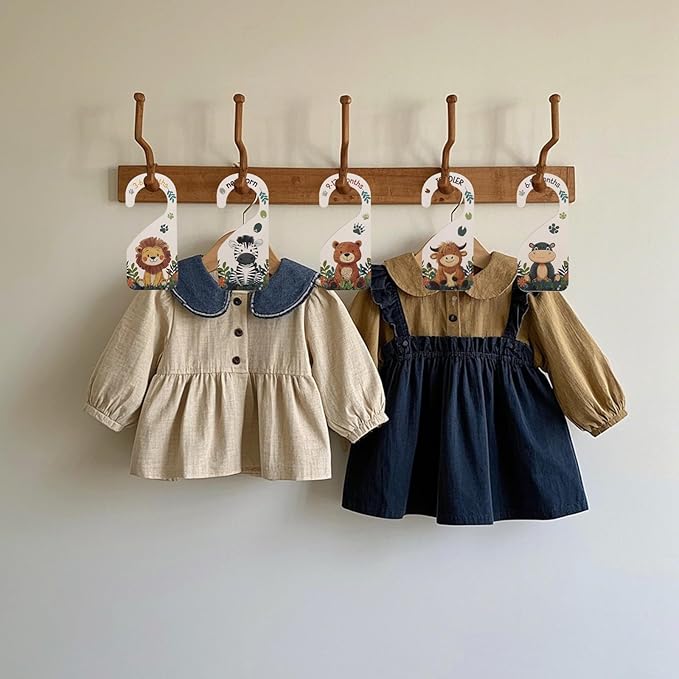 8pcs Baby Size Closet Dividers, Wooden Baby Wardrobe Organizer Newborn to 24 Months Woodland Nursery Decor Double-Sided Nursery Clothes Hanger Partition for Home Beautiful Decor (Animal)