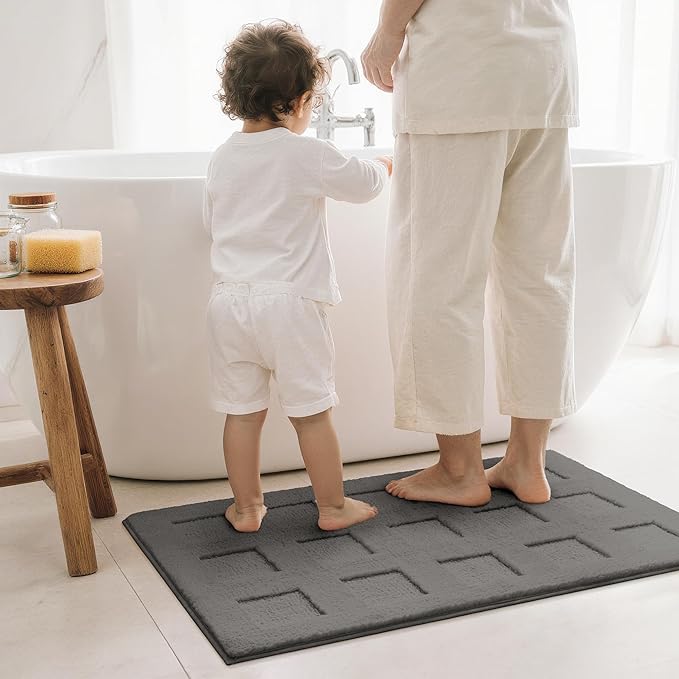 GRANNY SAYS Bathroom Rugs Non Slip Washable, Extra Soft & Water Absorbent Bath Mats for Bathroom, Plush Shaggy Bath Carpet, Deep Grey Waffle Bath Mat Quick Dry for Tub & Shower 20" x 32"