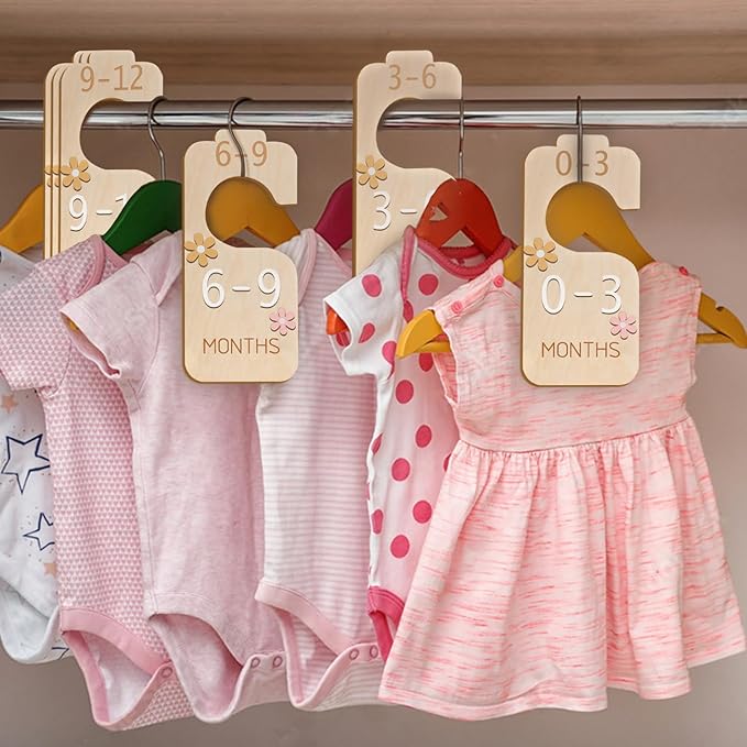 Baby Closet Divider - 3D Double-Sided Wooden Baby Wardrobe Baby Closet Organizer,Daisy design Nursery Decor Clothes Hanger Dividers for Sorting 8 Sizes from Newborn to 24+ Months