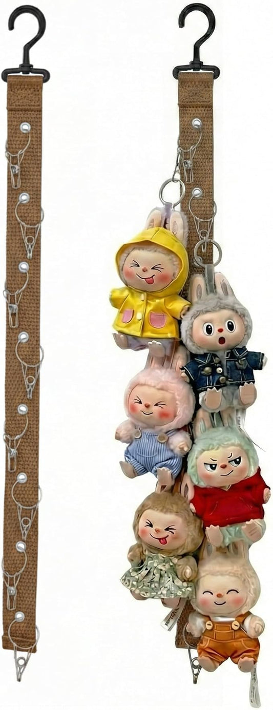 Plush Doll Hanging Storage Rope Display Rack with 8 Clips – Wall Hanging Organizer for Keychain Plushies, Mini Toys– Holds up to 3kg (Brown)