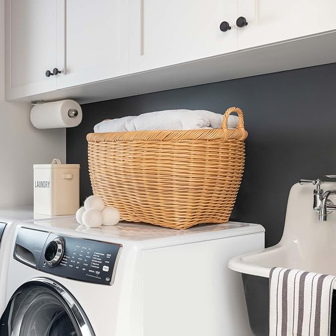 The Basket Lady Oval Wicker Laundry Basket, 25 in L x 19 in W x 14 in H (17 in overall H), Sandstone