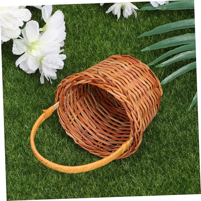 Zerodeko 1Pc Mini Handmade Woven Basket Creative Desktop Decoration for Home School Easter DIY Activity Prop Light Brown for Crafts Nursery Decor
