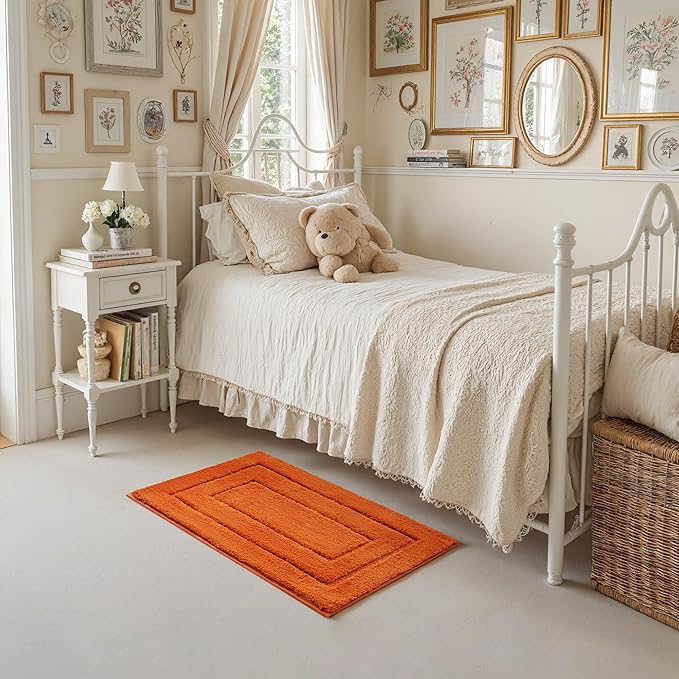 GRANNY SAYS Bathroom Rug 16" x 24" Orange