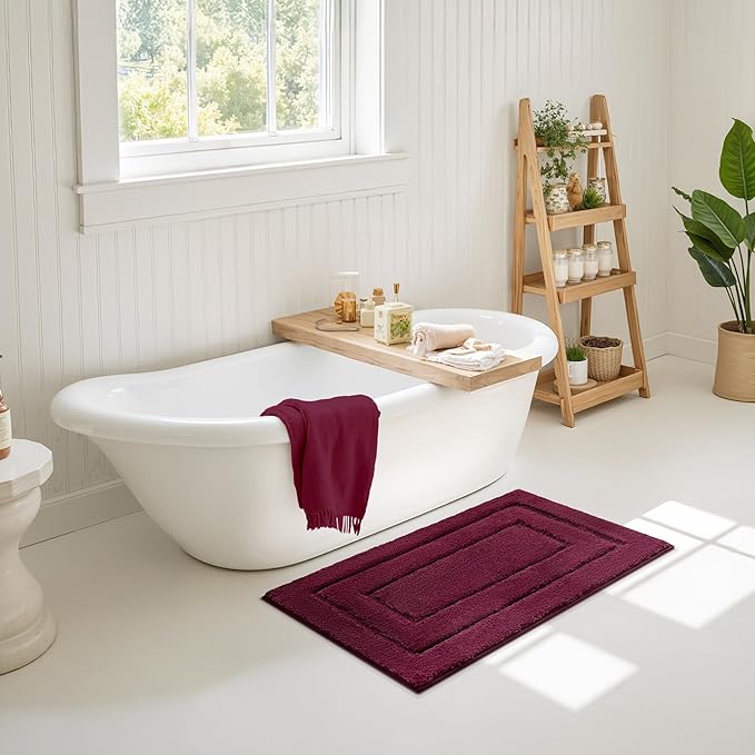 GRANNY SAYS Bathroom Rug 16" x 24" Strawberry Red