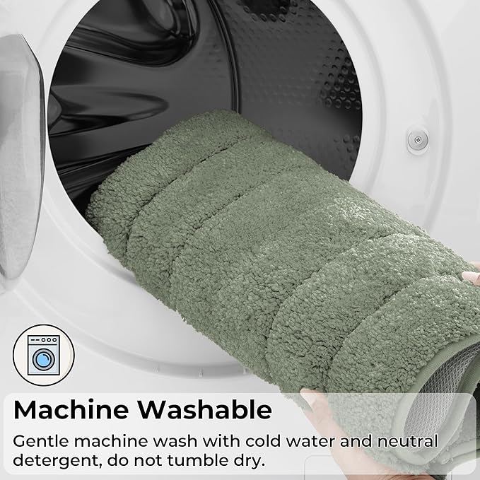 GRANNY SAYS Bathroom Rugs Non Slip, 24" x 36", Bath Rugs for Bathroom Washable, Bath Mats for Floor, Microfiber Bath Mat for Tub, Absorbent Bath Rugs for Shower Room, Light Green