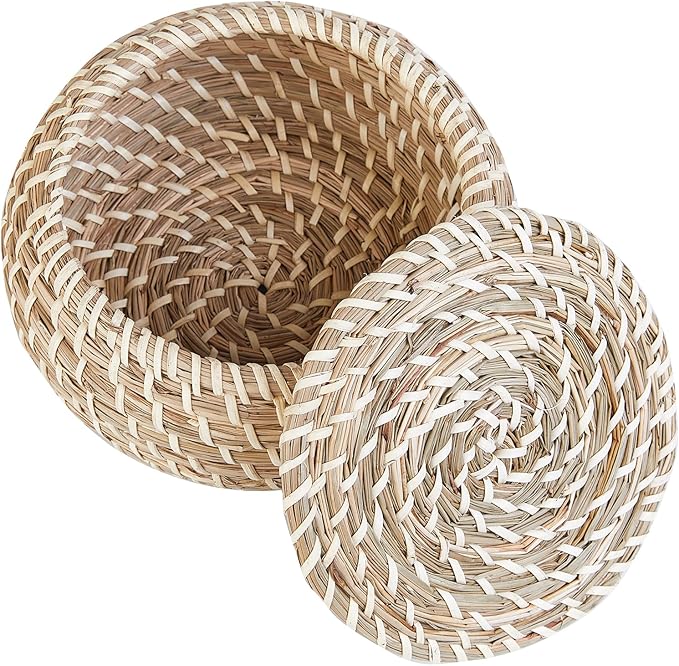 Small Wicker Basket with Lid, Round Woven Set of 3 Seagrass Baskets, Little Handmade Rattan Storage Basket Box for Shelf, Bathroom Decor