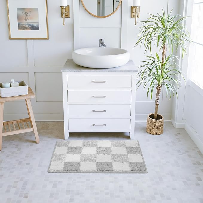 GRANNY SAYS Checkered Grey Bathroom Rugs, 24" x 16", Non-Slip Bath Mats for Bathroom, Plush Shag Absorbent Microfiber Ultra Soft Bath Mat, Cute Washable Rug for Tub, Shower, Bedroom