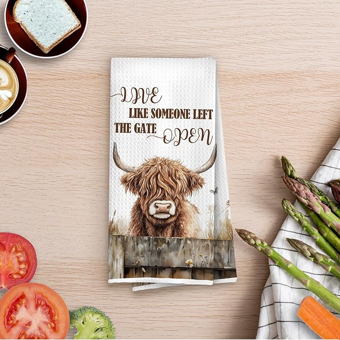Highland Cow Kitchen Towels 16x24 Inch, Live Like Someone Left The Gate Open Highland Cow Hand Towels for Bathroom Decor, Farmhouse Farm Animal Dish Towel Drying Cloth for Kitchen