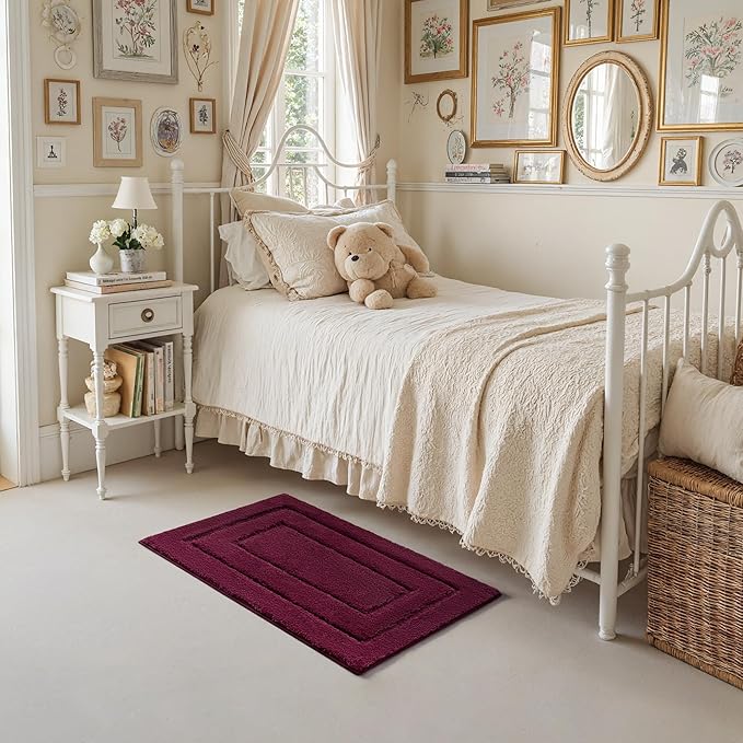 GRANNY SAYS Bathroom Rug 20" x 32" Strawberry Red
