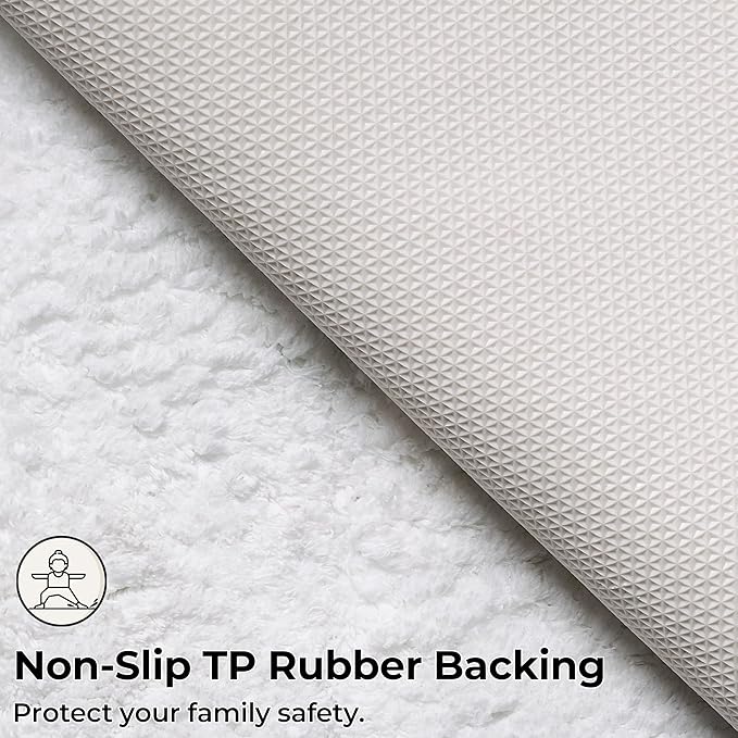 GRANNY SAYS White Bathroom Rugs Non Slip, 20" x 32", Bath Rugs for Bathroom Washable, Bath Mats for Floor, Microfiber Bath Mat for Tub, Shower Mat for Bath Floor, Absorbent Shower Rugs
