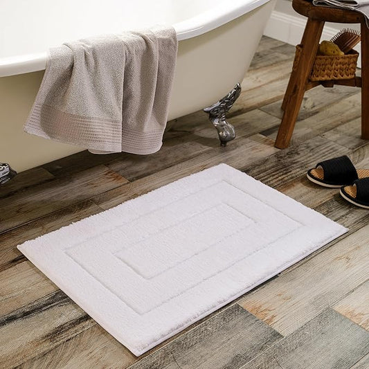 GRANNY SAYS White Bathroom Rugs Non Slip, 20" x 32", Bath Rugs for Bathroom Washable, Bath Mats for Floor, Microfiber Bath Mat for Tub, Shower Mat for Bath Floor, Absorbent Shower Rugs